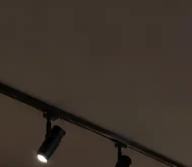 MR16 track spotlight head